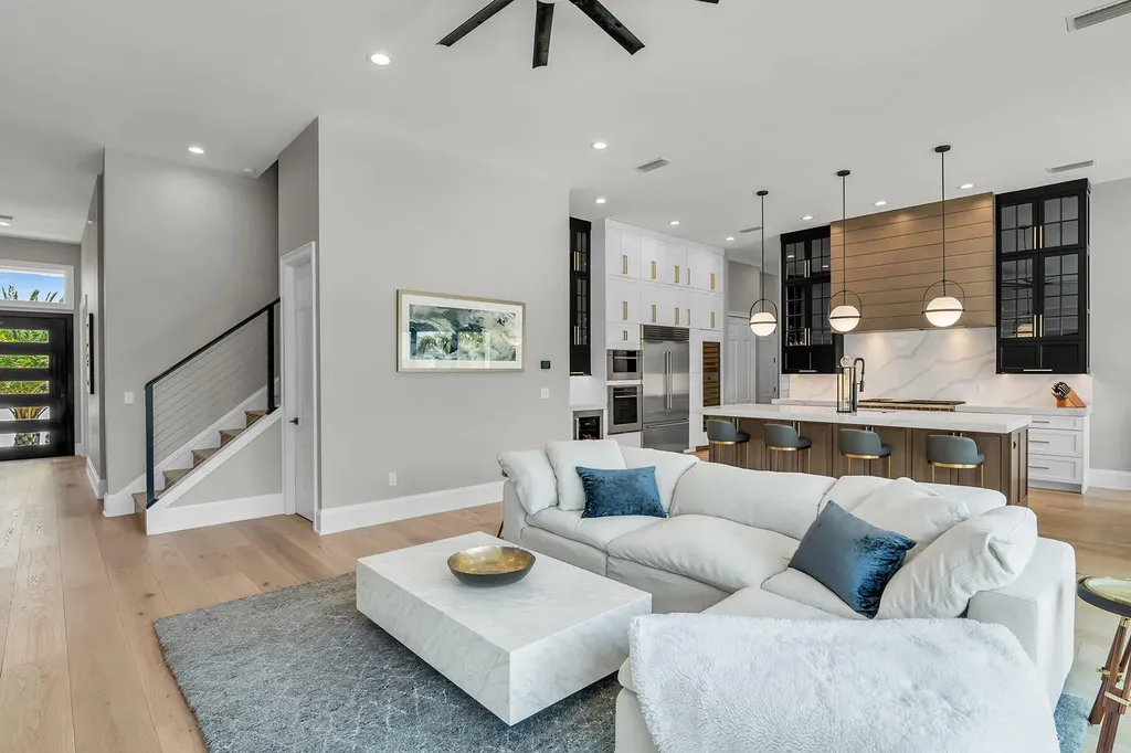 1631 Galleon Court Marco Island FL 34145