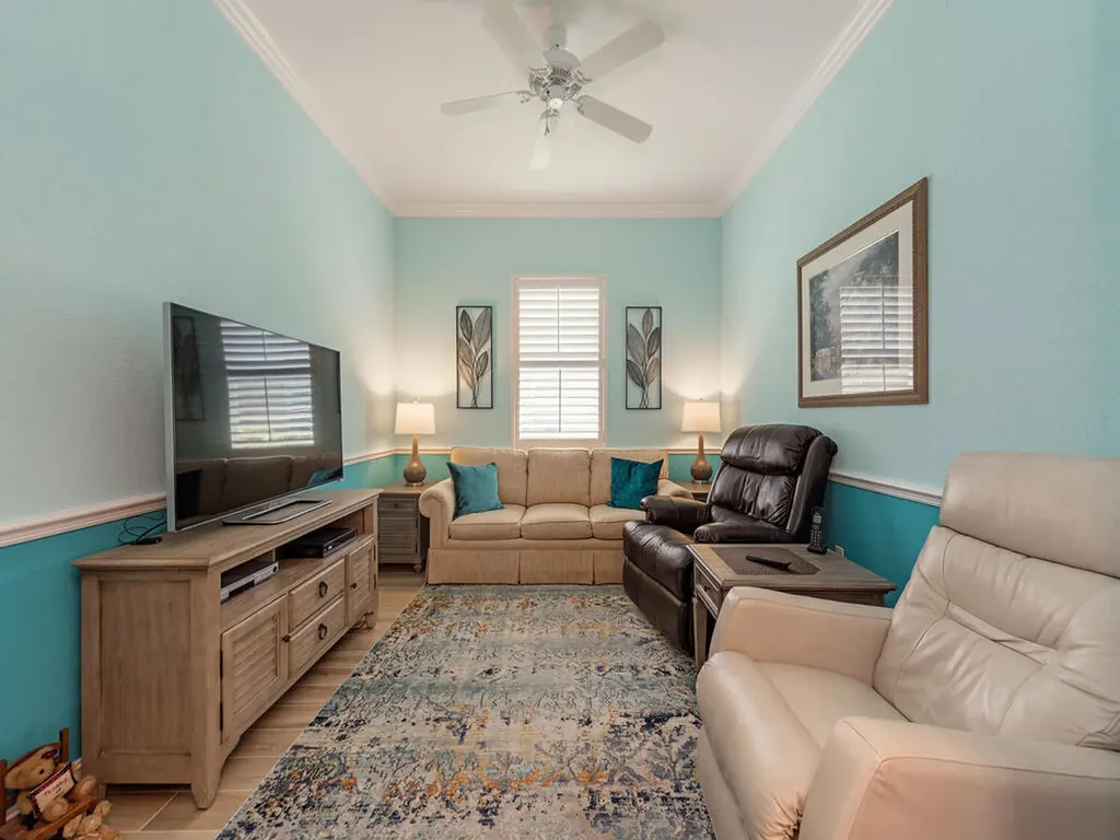 3536 Periwinkle Way Naples FL 34114