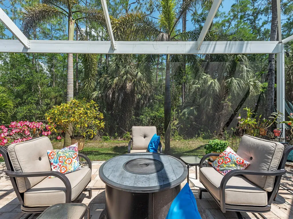 3536 Periwinkle Way Naples FL 34114