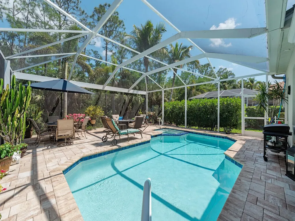 3536 Periwinkle Way Naples FL 34114