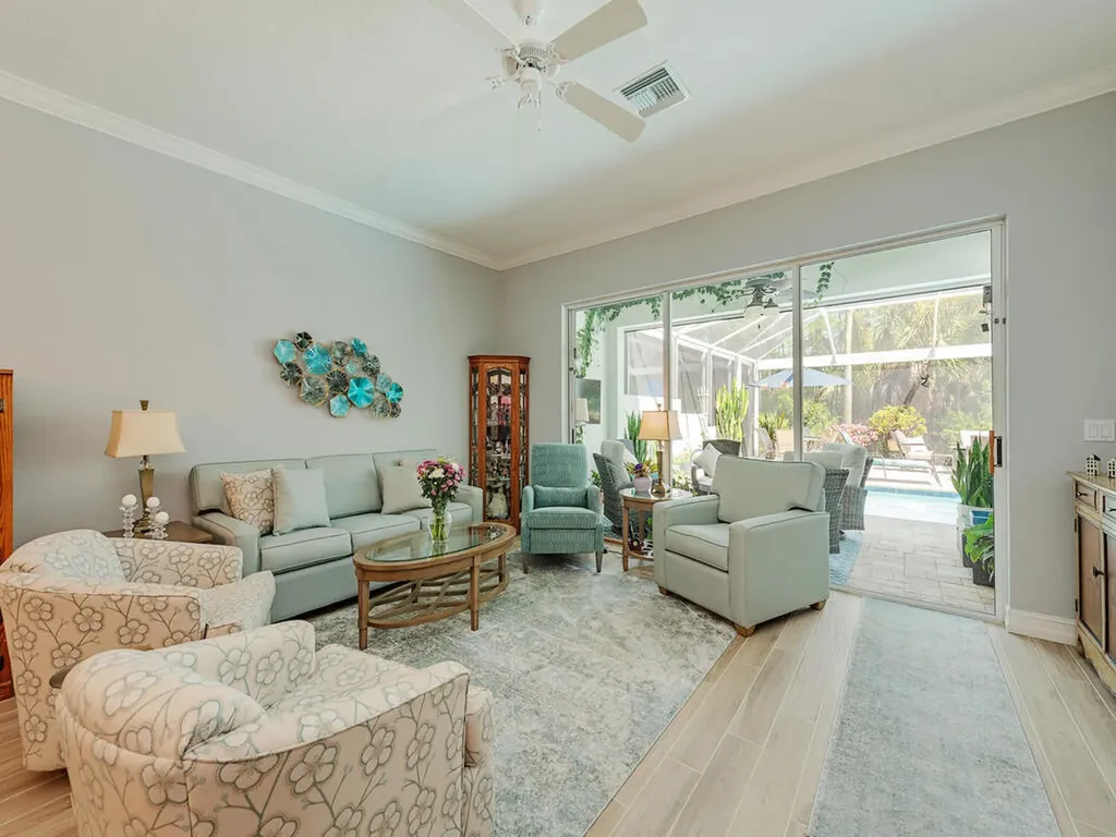 3536 Periwinkle Way Naples FL 34114