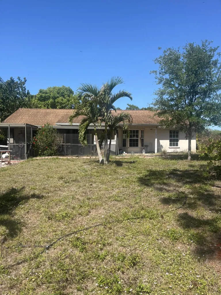 11053 Riggs Road Naples FL 34114