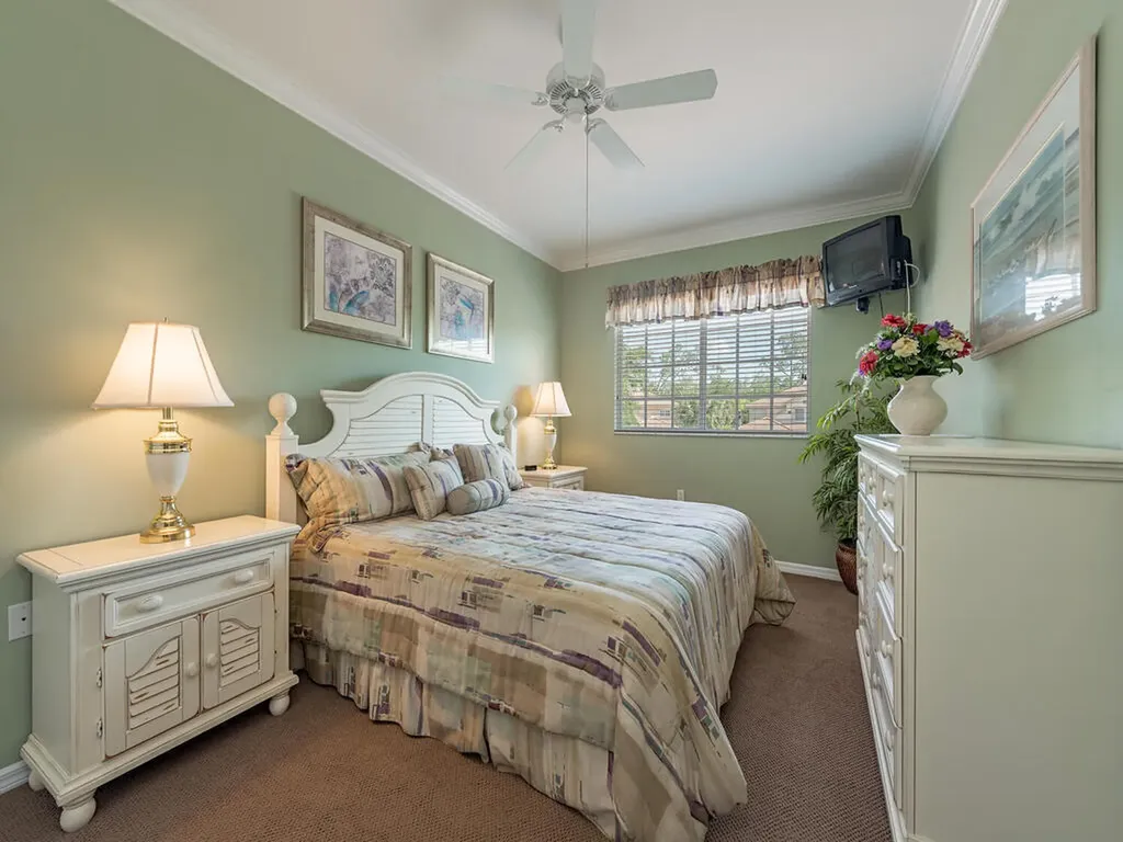 3989 Bishopwood Court W Naples FL 34114