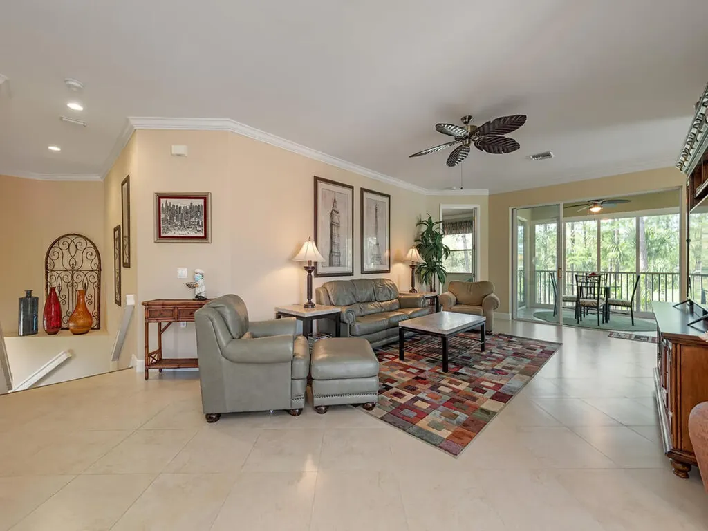 3989 Bishopwood Court W Naples FL 34114