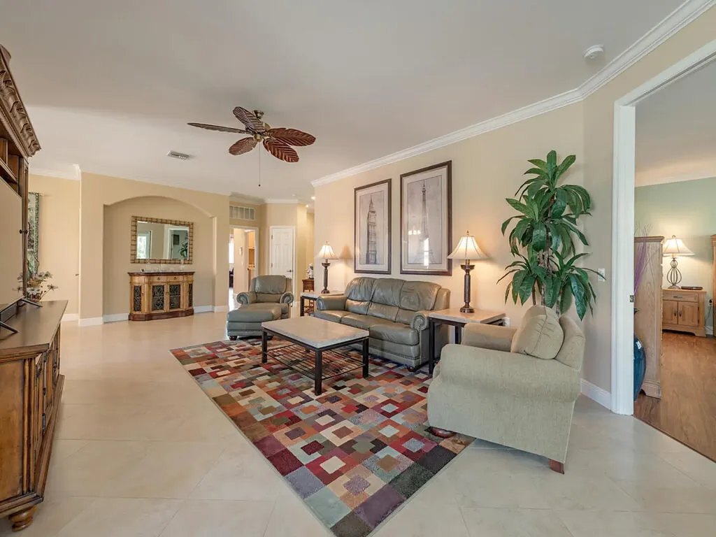3989 Bishopwood Court W Naples FL 34114