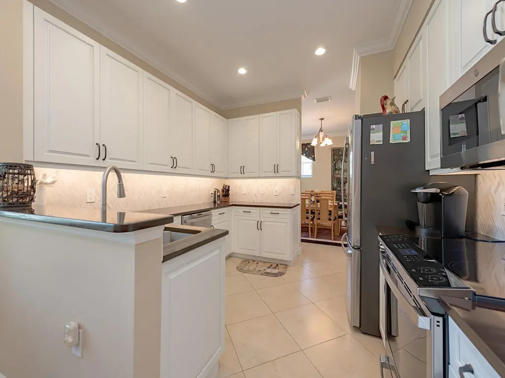 3989 Bishopwood Court W Naples FL 34114