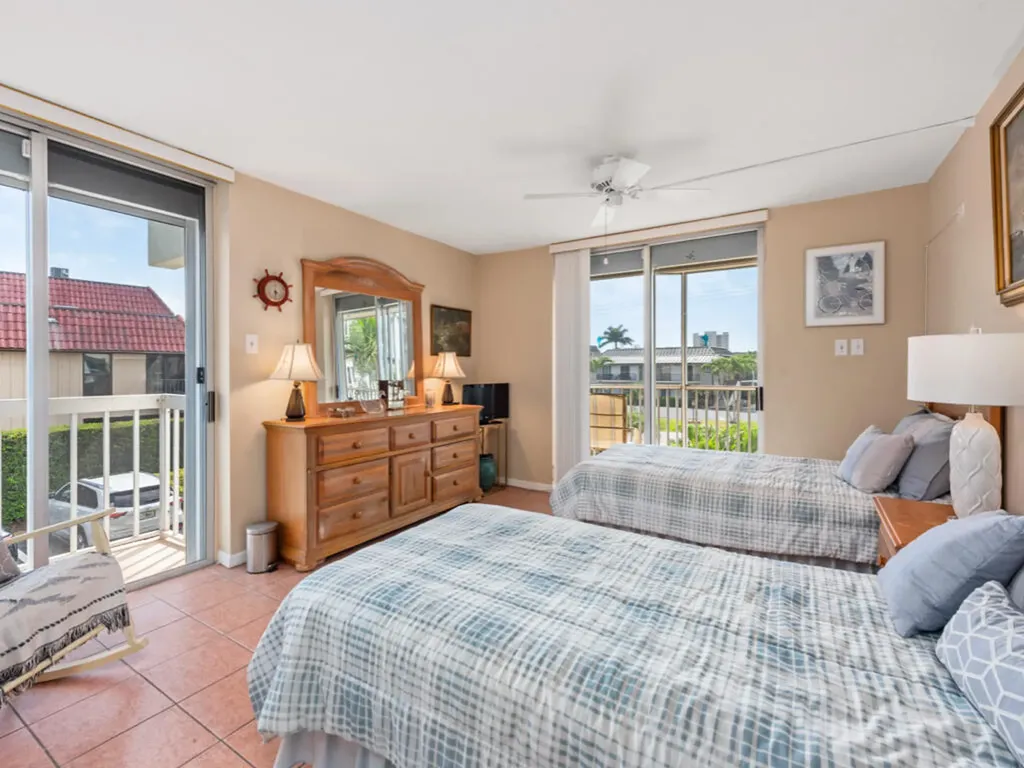 901 Huron Court Marco Island FL 34145