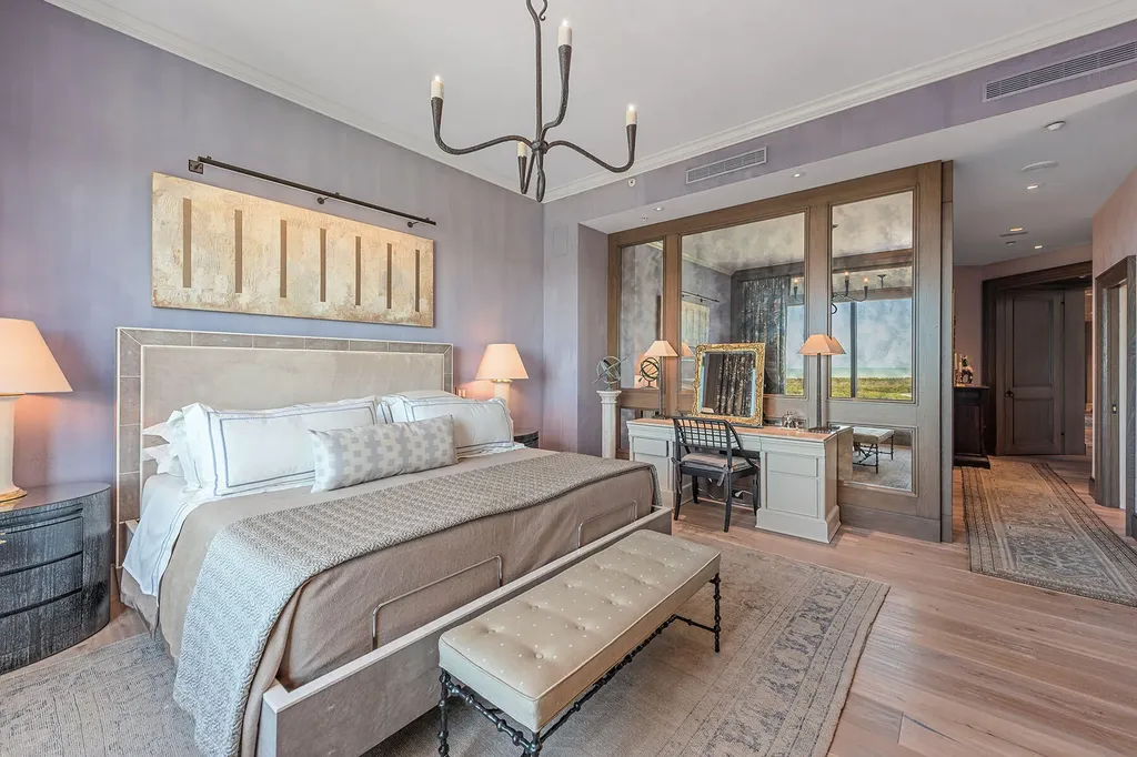 13675 Vanderbilt Drive Naples FL 34110