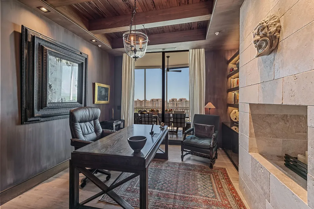 13675 Vanderbilt Drive Naples FL 34110