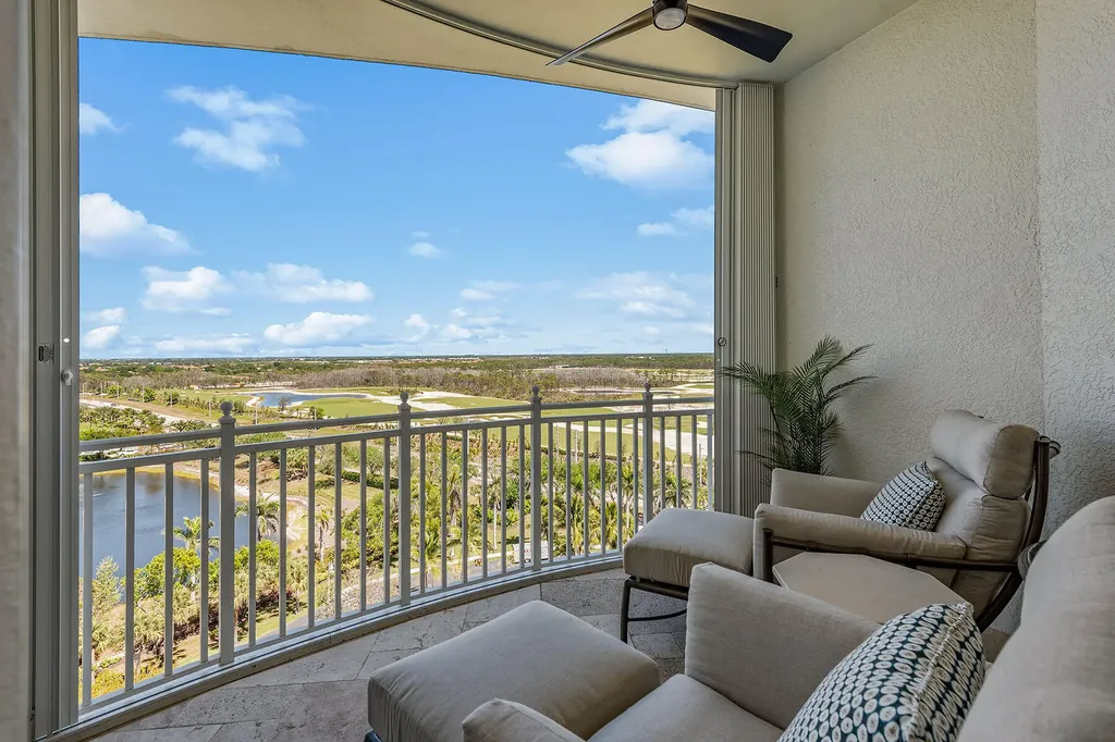 13675 Vanderbilt Drive Naples FL 34110