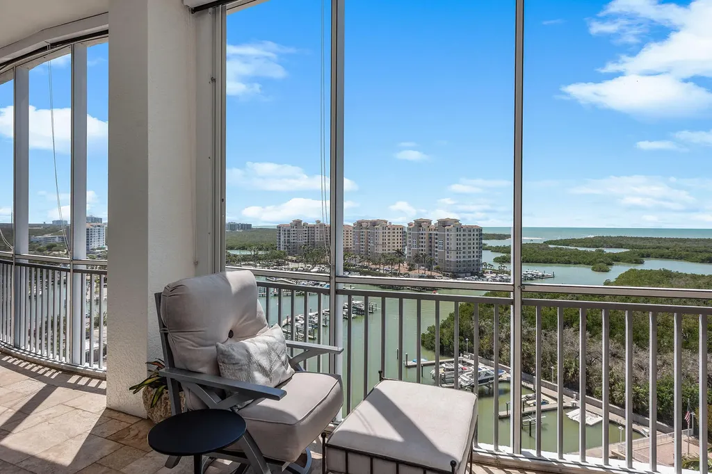 13675 Vanderbilt Drive Naples FL 34110