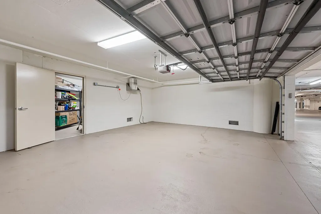 13675 Vanderbilt Drive Naples FL 34110