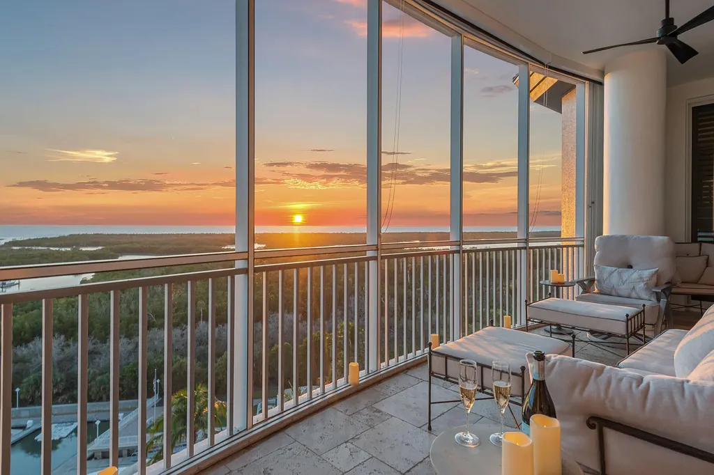 13675 Vanderbilt Drive Naples FL 34110