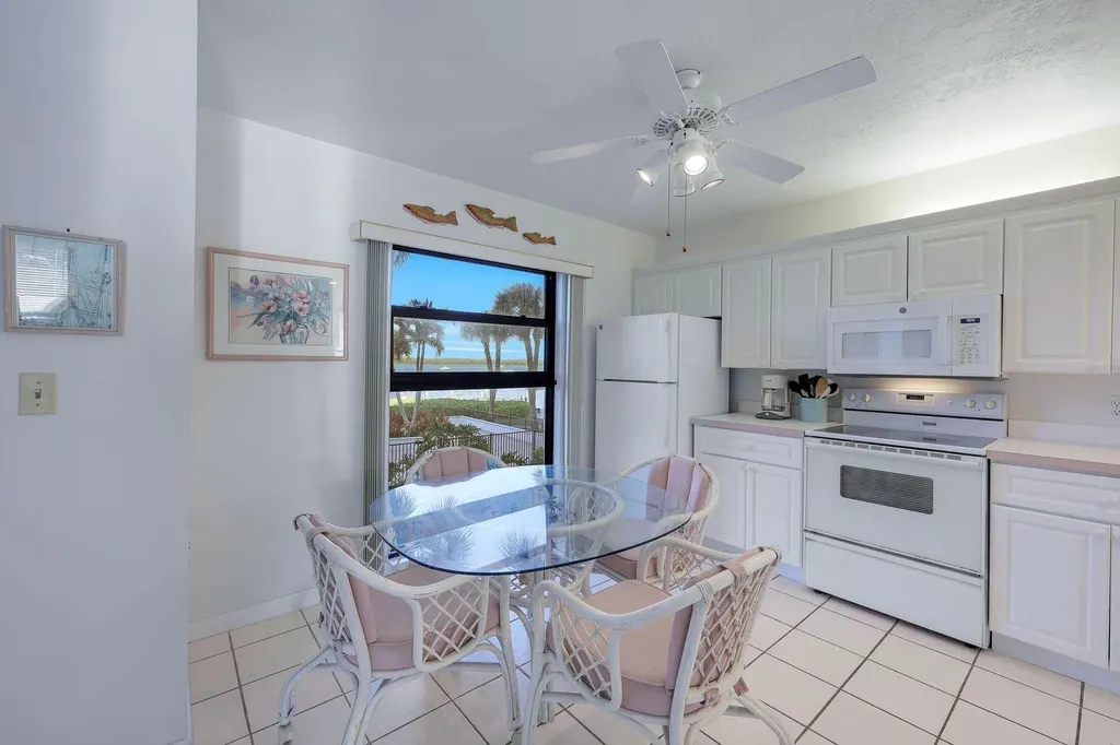 1085 Bald Eagle Drive Marco Island FL 34145