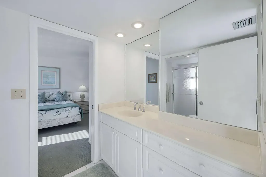 1085 Bald Eagle Drive Marco Island FL 34145