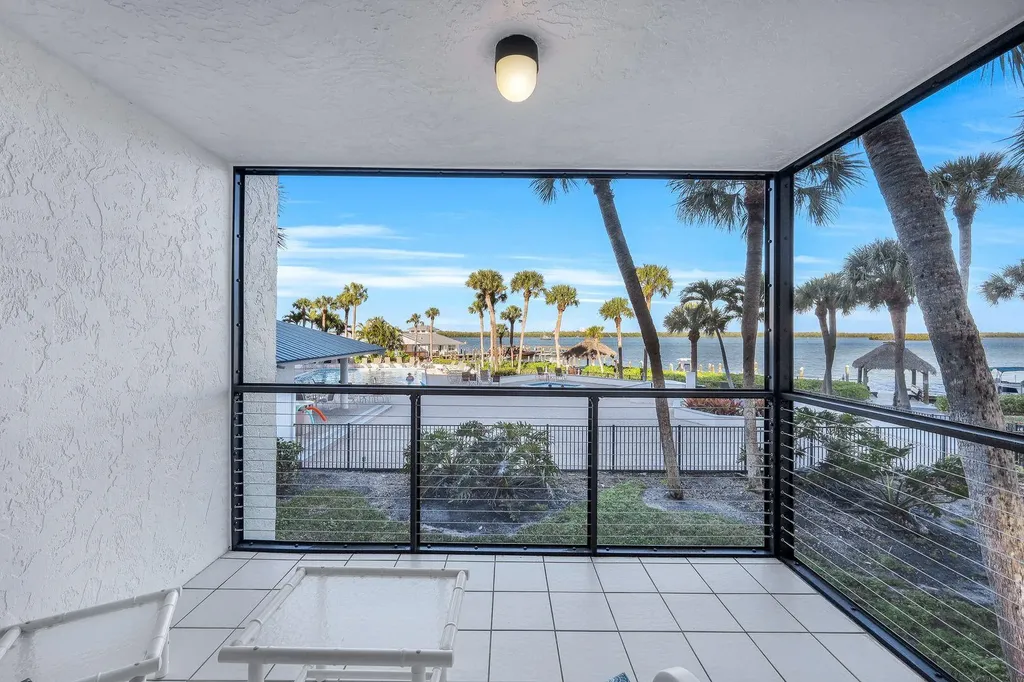 1085 Bald Eagle Drive Marco Island FL 34145