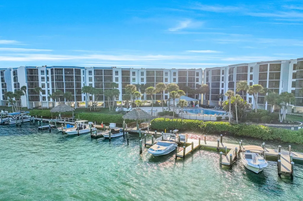 1085 Bald Eagle Drive Marco Island FL 34145