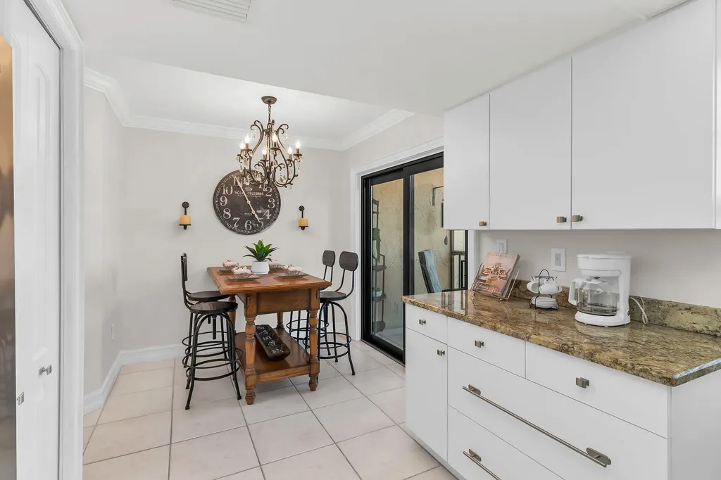 1100 Swallow Marco Island FL 34145