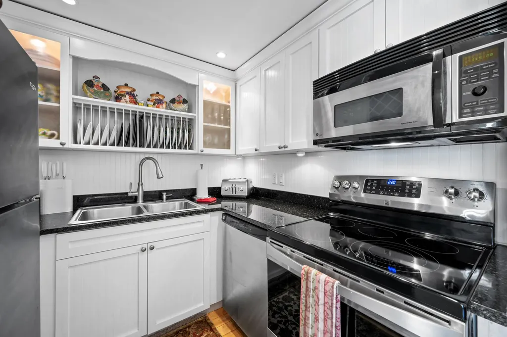 140 Seaview Court Marco Island FL 34145