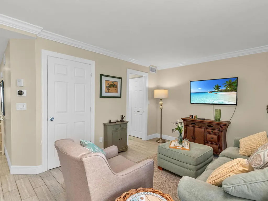 1085 Bald Eagle Drive Marco Island FL 34145