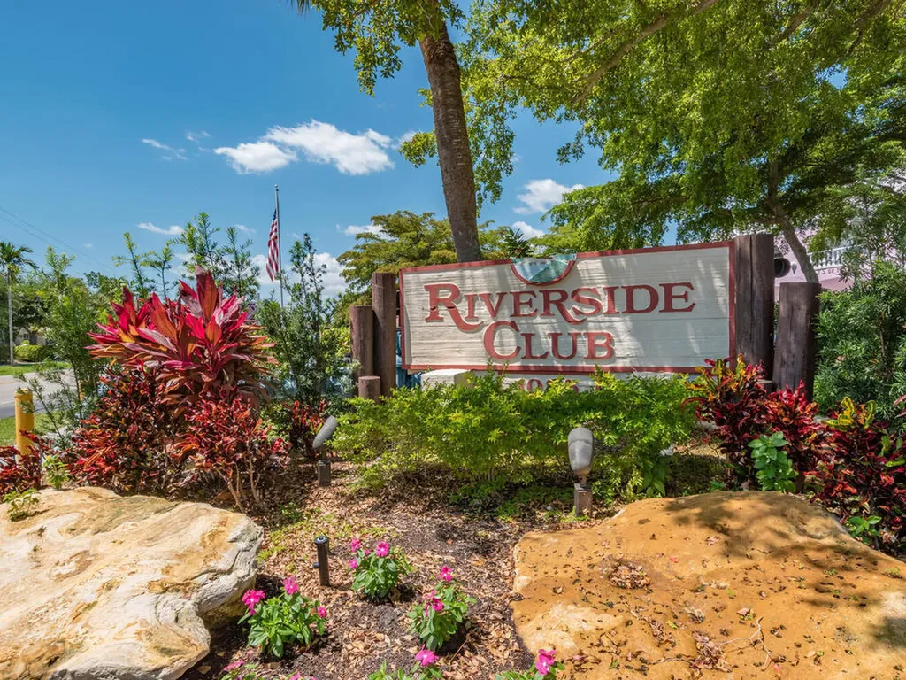 1085 Bald Eagle Drive Marco Island FL 34145