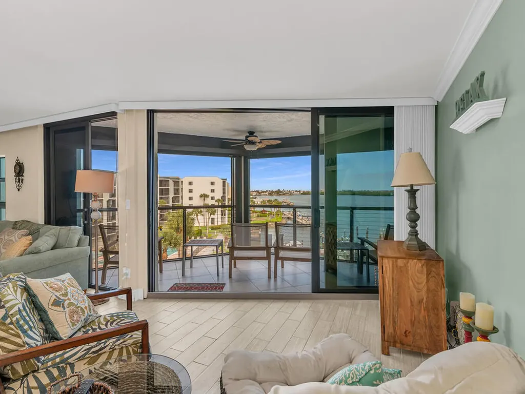 1085 Bald Eagle Drive Marco Island FL 34145