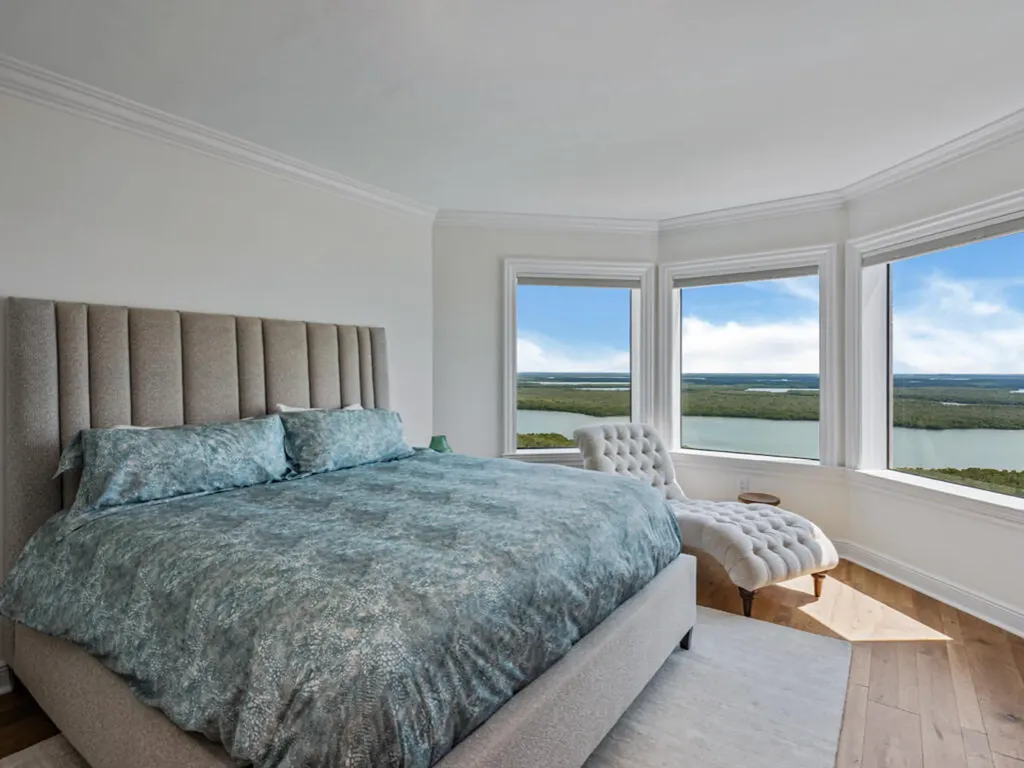 1060 Borghese Lane Naples FL 34114