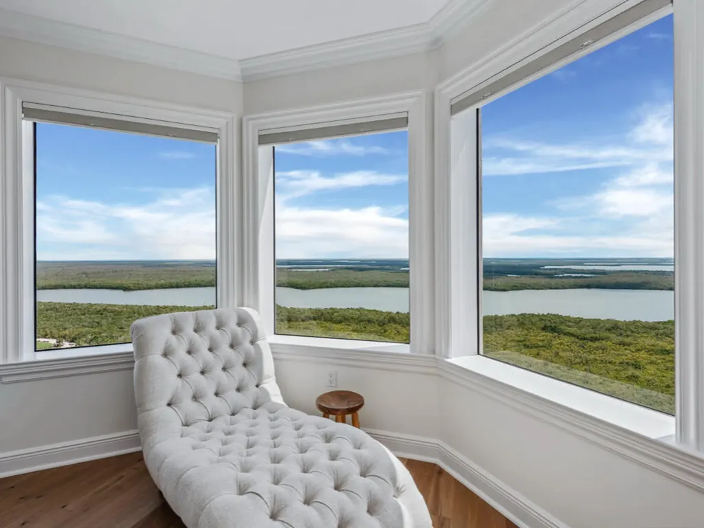 1060 Borghese Lane Naples FL 34114