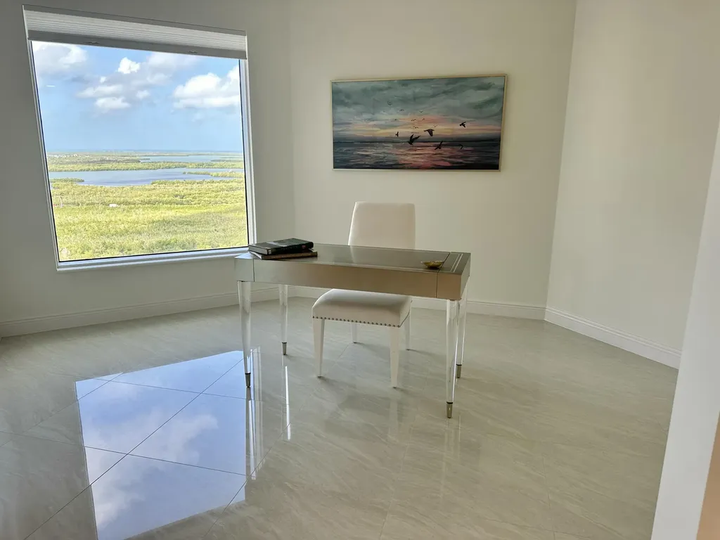 1060 Borghese Lane Naples FL 34114