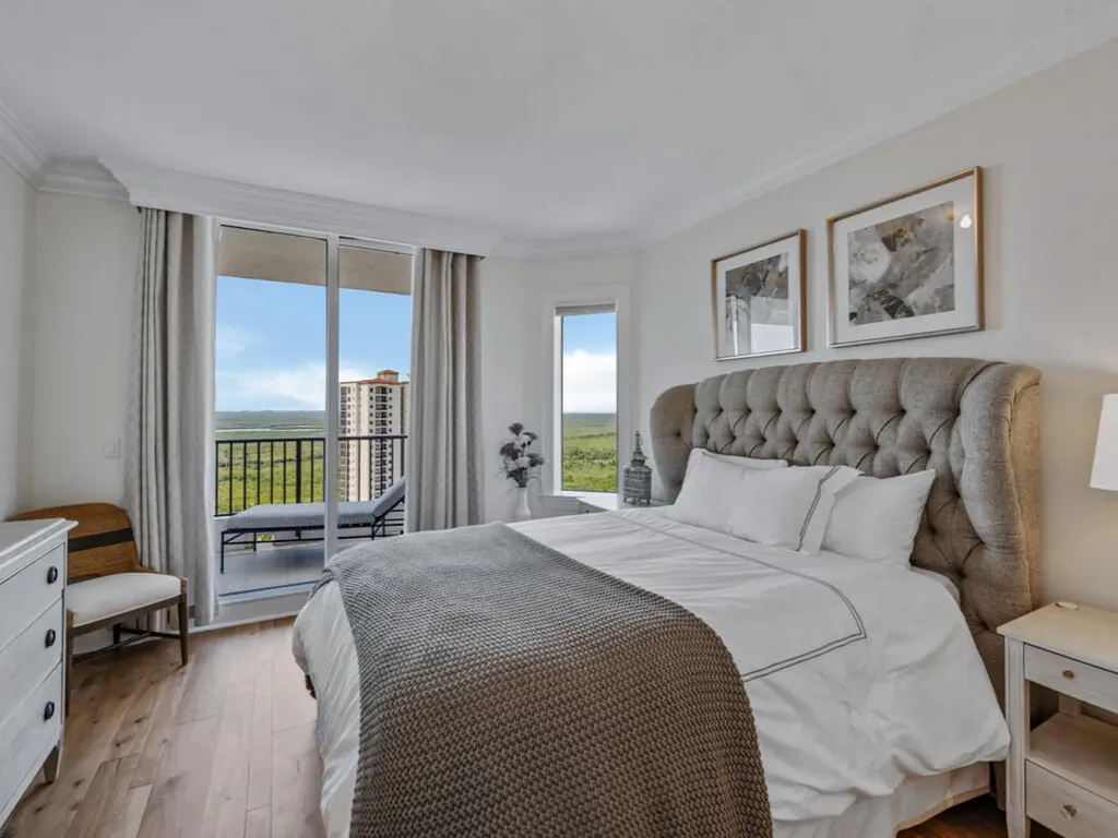 1060 Borghese Lane Naples FL 34114