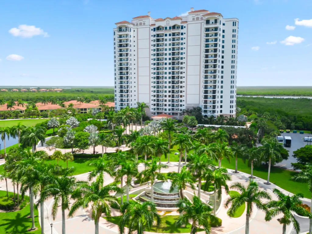 1060 Borghese Lane Naples FL 34114