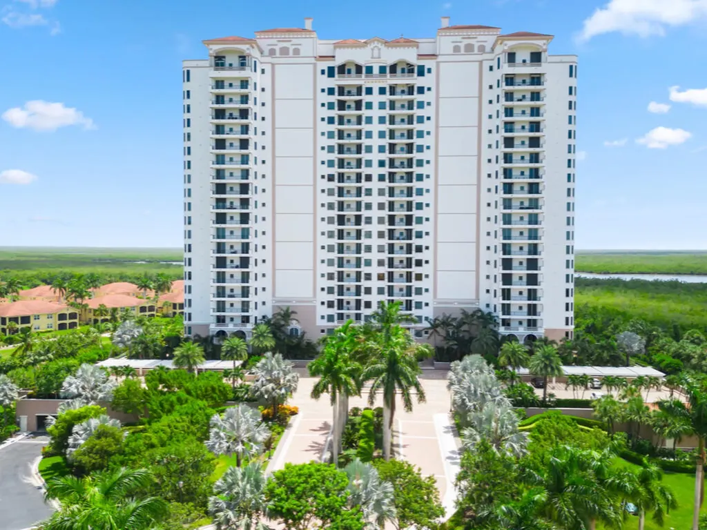 1060 Borghese Lane Naples FL 34114