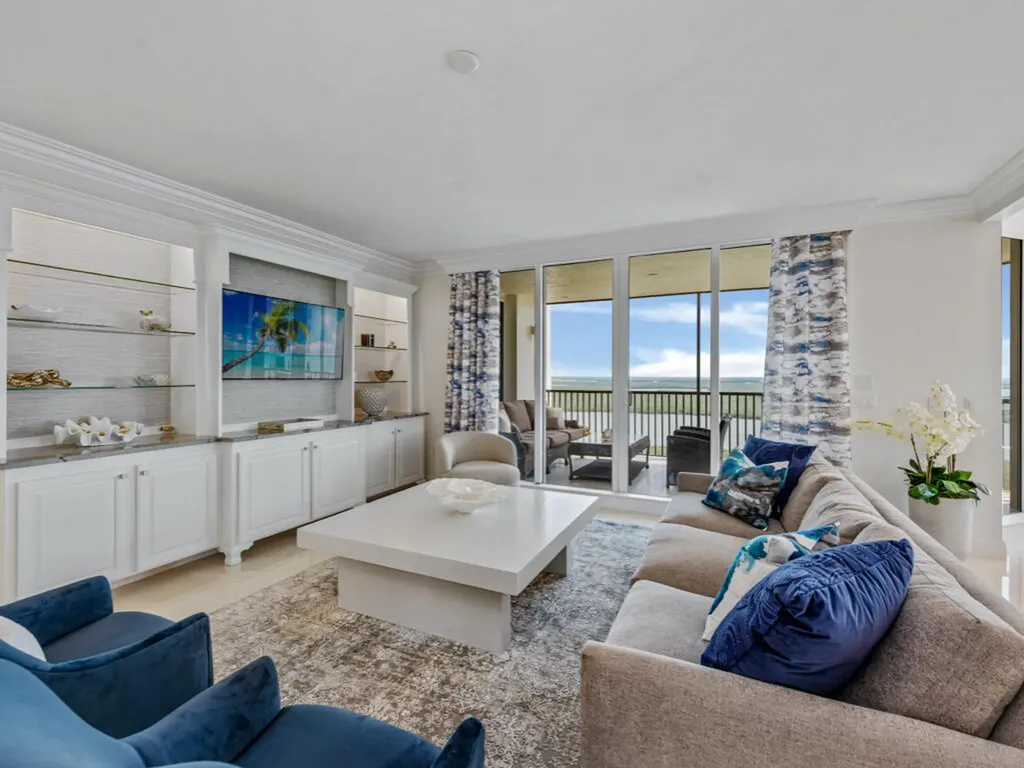 1060 Borghese Lane Naples FL 34114