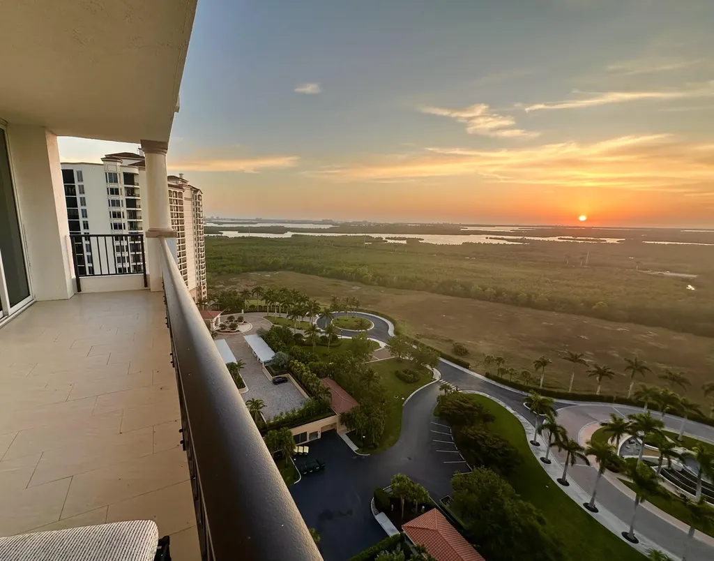 1060 Borghese Lane Naples FL 34114