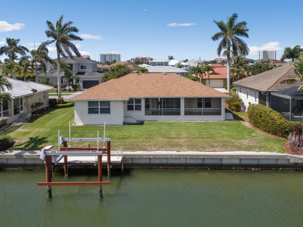 371 Edgewater Court Marco Island FL 34145