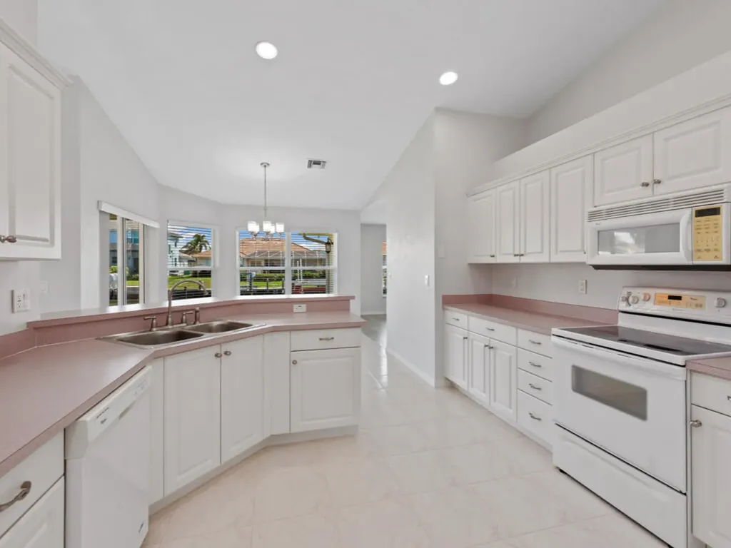 371 Edgewater Court Marco Island FL 34145