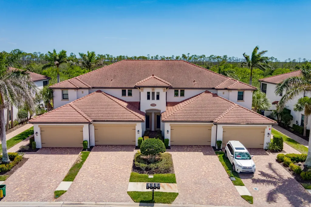 1598 Oceania Drive S Naples FL 34113