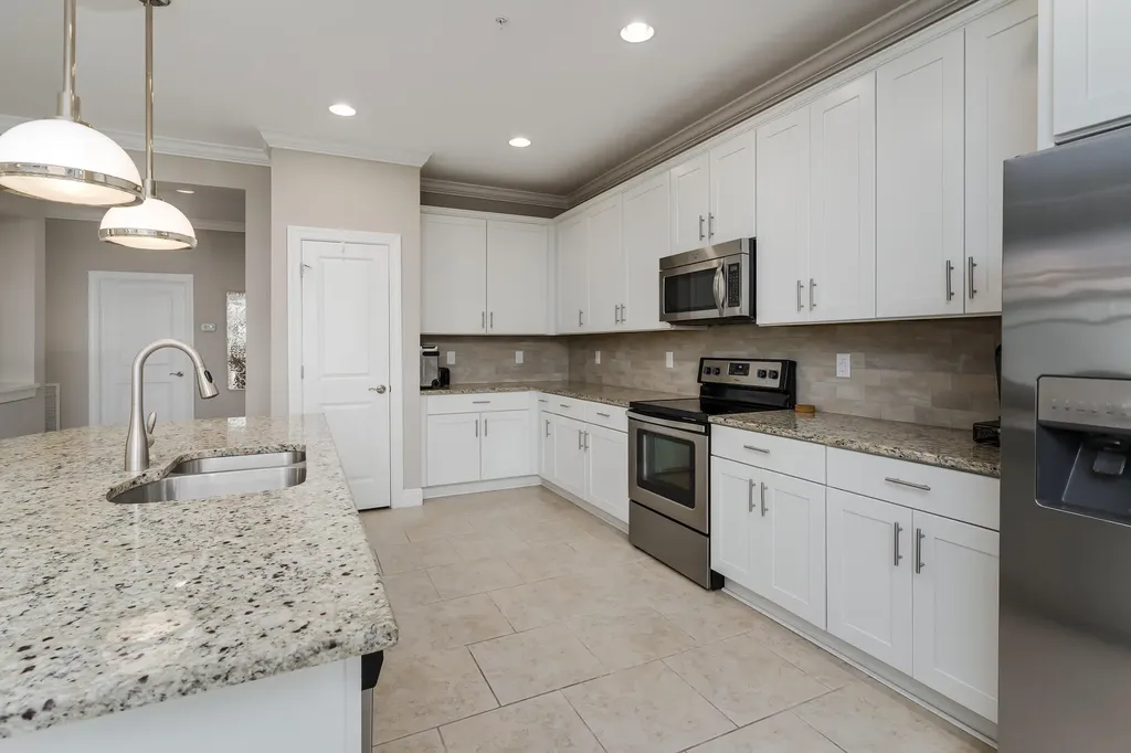 1598 Oceania Drive S Naples FL 34113