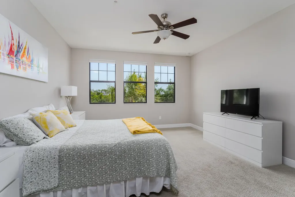 1598 Oceania Drive S Naples FL 34113