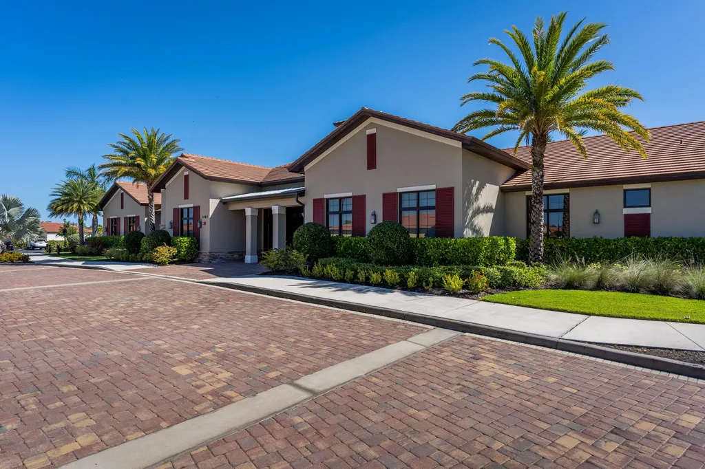 1598 Oceania Drive S Naples FL 34113