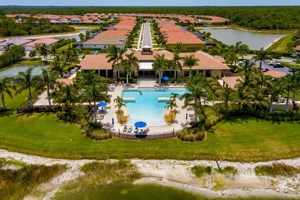 1598 Oceania Drive S Naples FL 34113