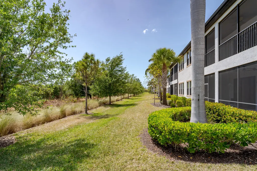 1598 Oceania Drive S Naples FL 34113