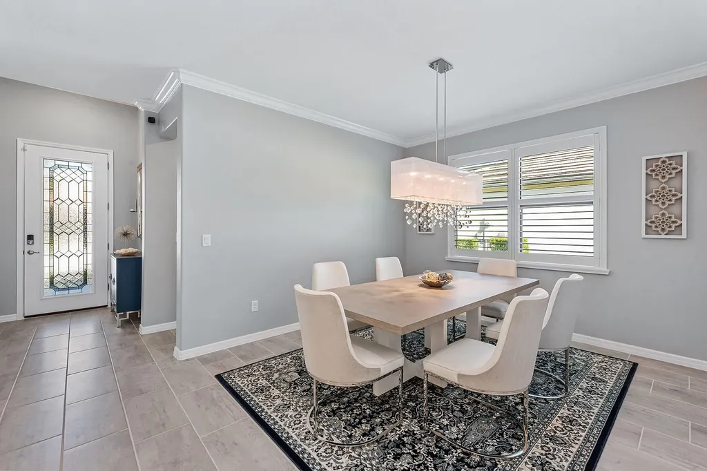 9381 Glenforest Drive Naples FL 34120