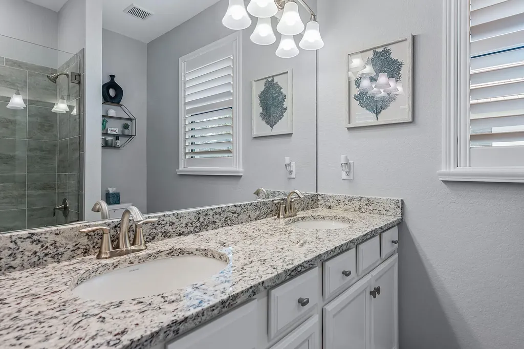 9381 Glenforest Drive Naples FL 34120