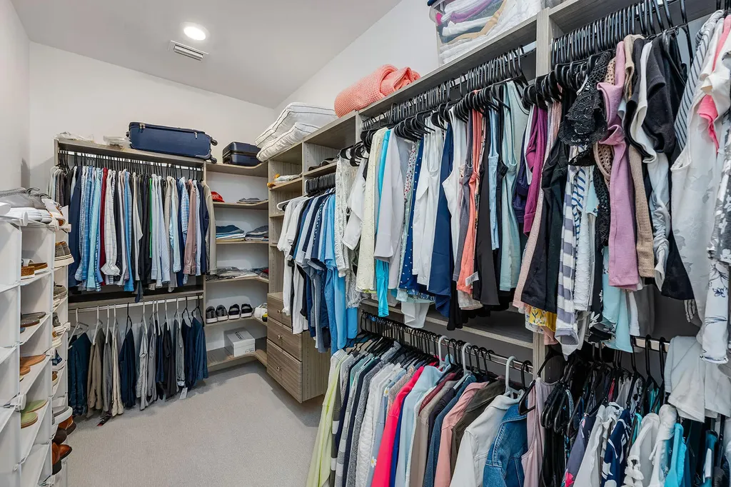 9381 Glenforest Drive Naples FL 34120