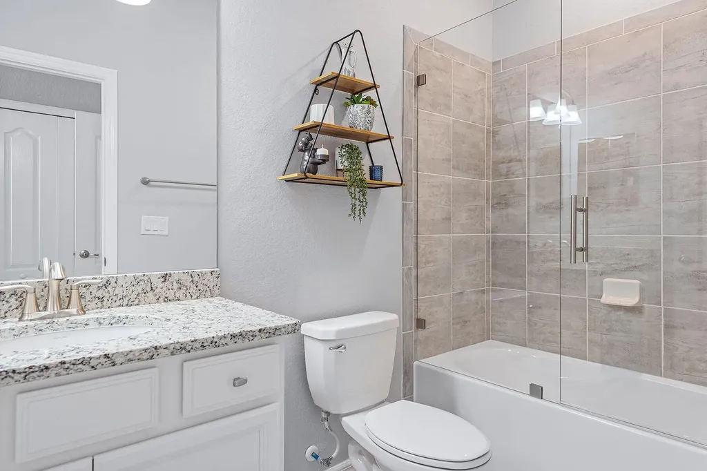 9381 Glenforest Drive Naples FL 34120