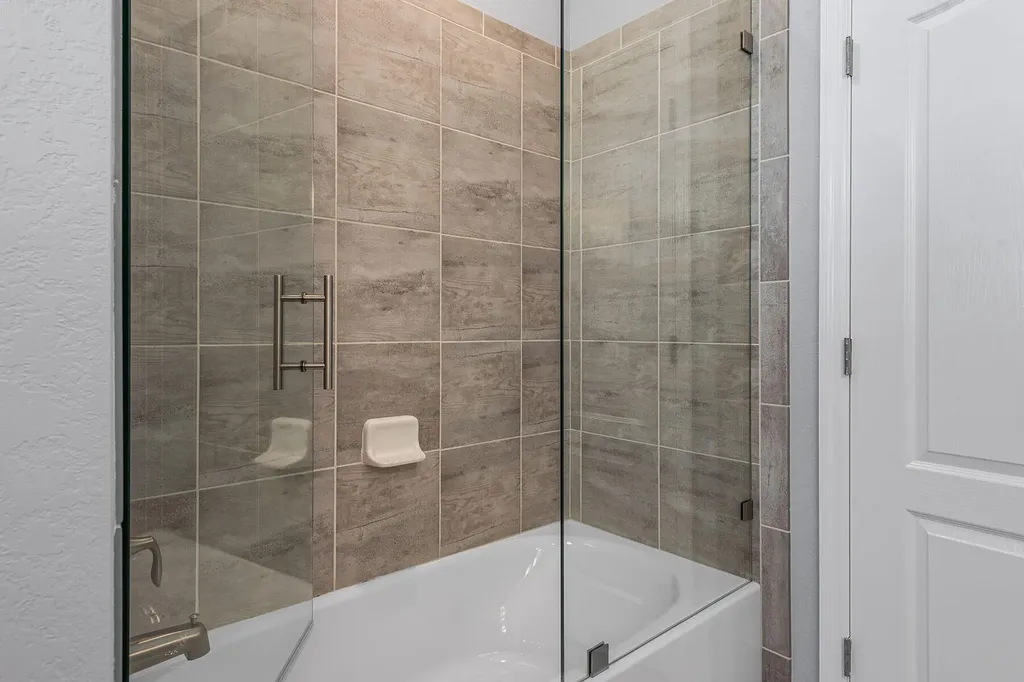 9381 Glenforest Drive Naples FL 34120