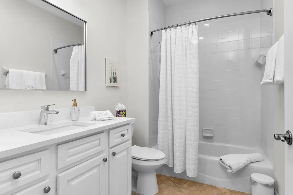 1286 Rialto Way Naples FL 34114