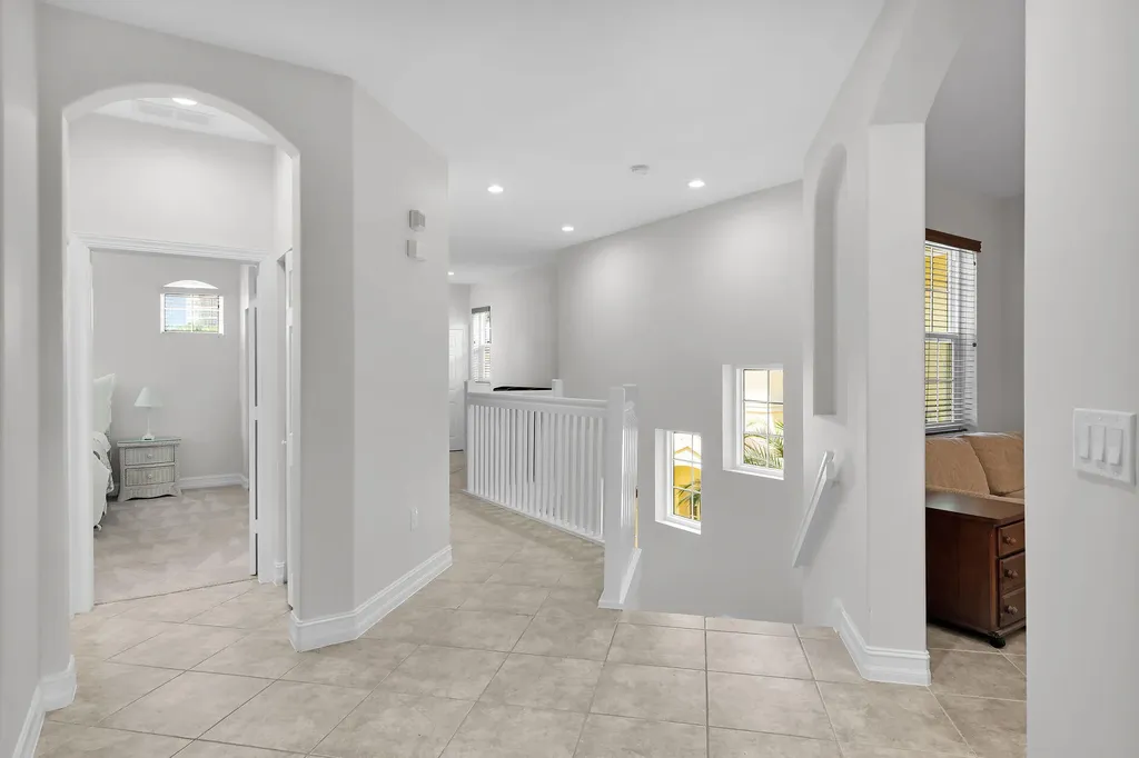 1286 Rialto Way Naples FL 34114