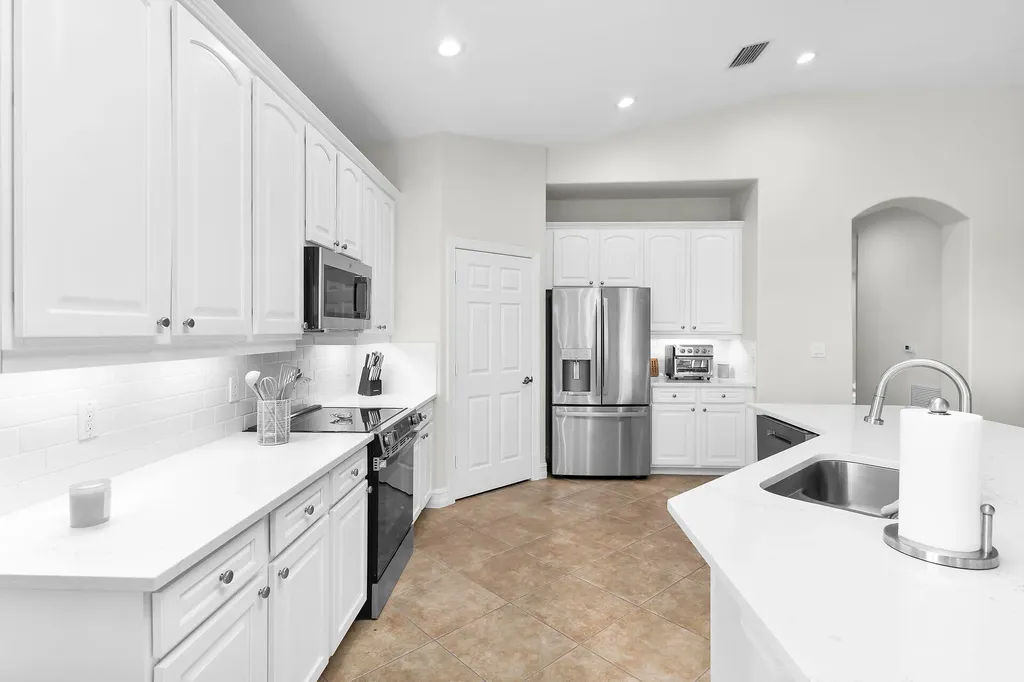 1286 Rialto Way Naples FL 34114